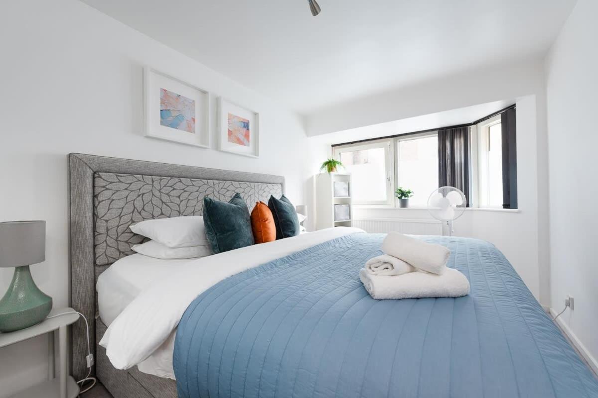 City Center,2 Bedroom Apartment With Parking Cambridge-i reptér Kültér fotó