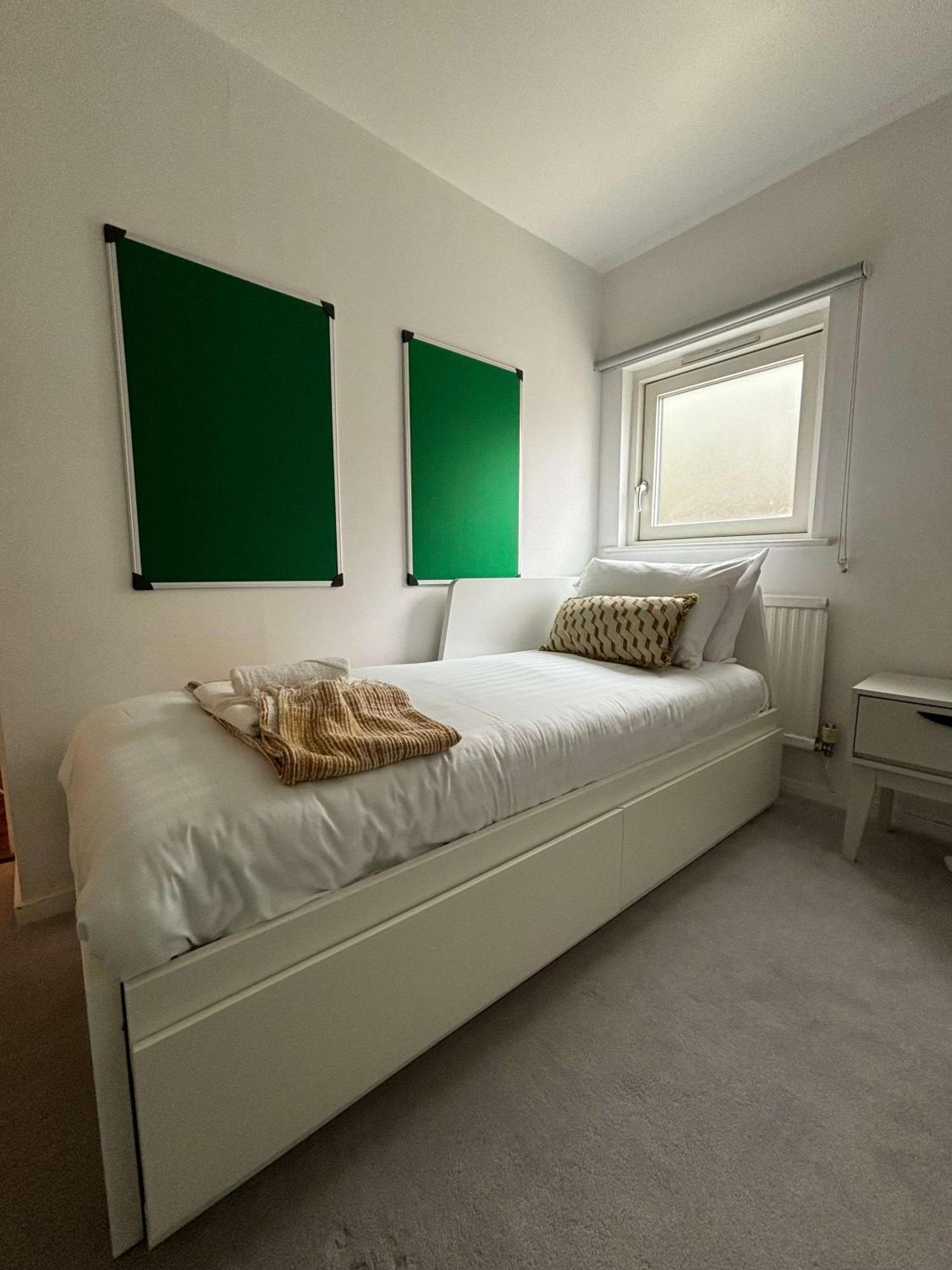 City Center,2 Bedroom Apartment With Parking Cambridge-i reptér Kültér fotó